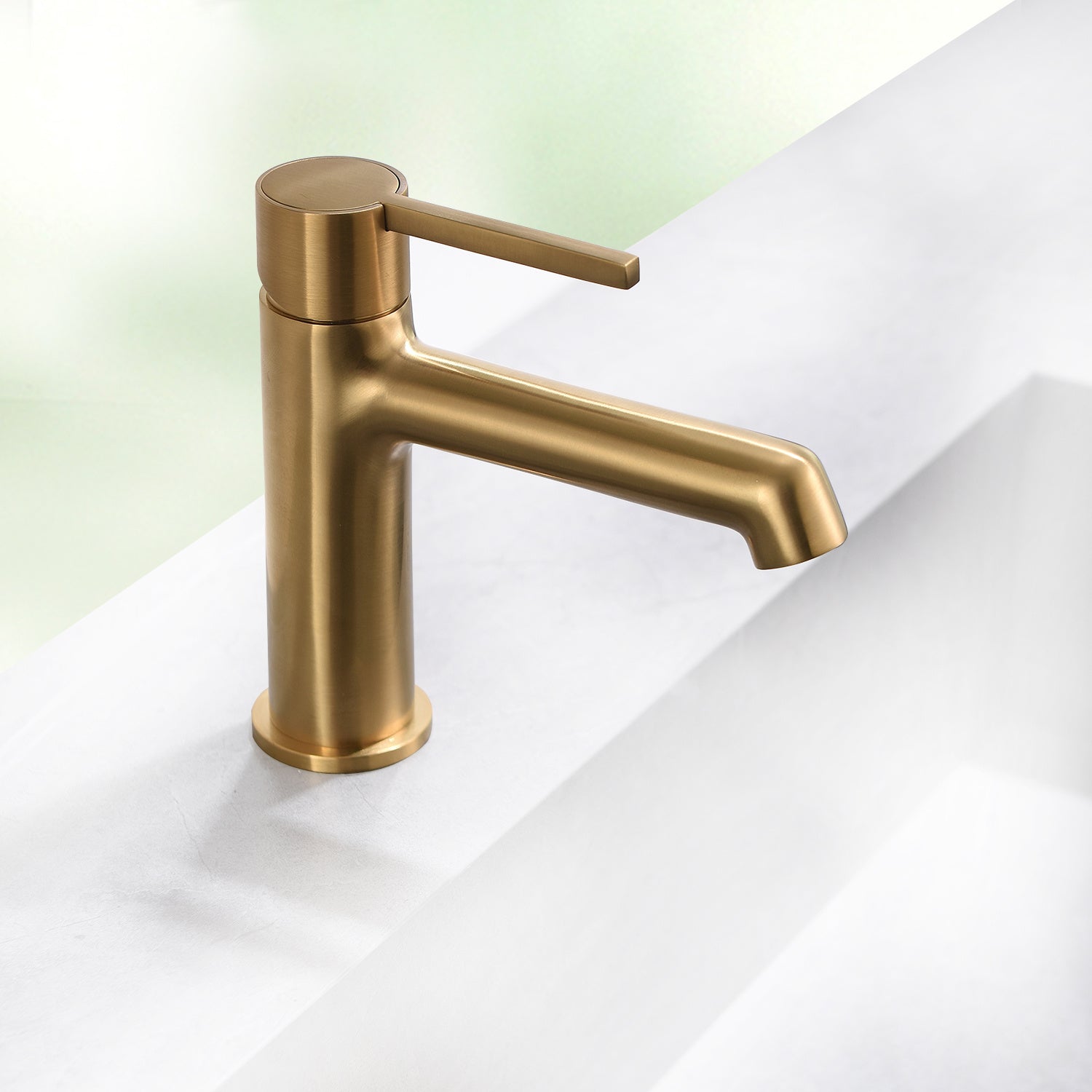 Modern bathroom faucet single hole faucet in Black