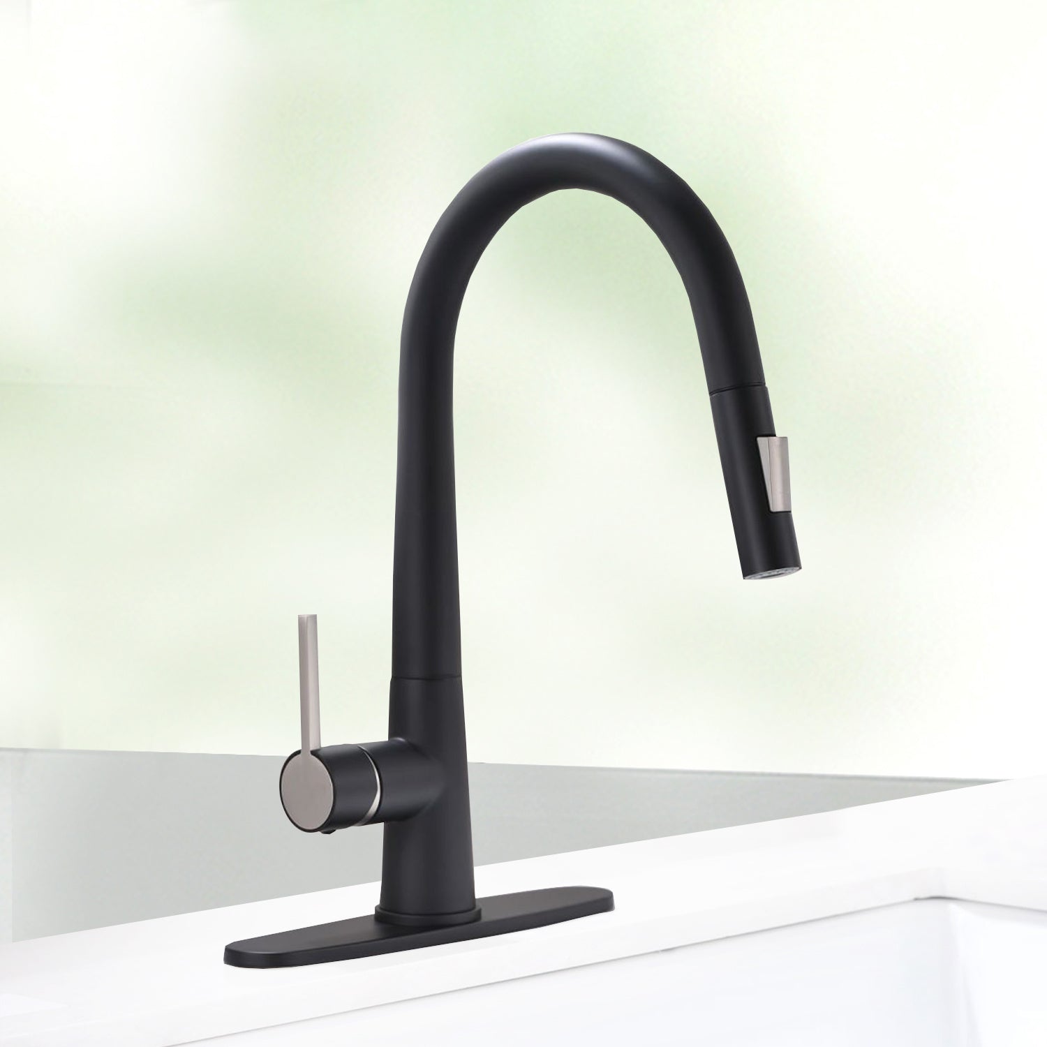 New Kitchen Single Handle pull-out faucet, stainless steel kitchen faucet with pull-out sprayer in Black