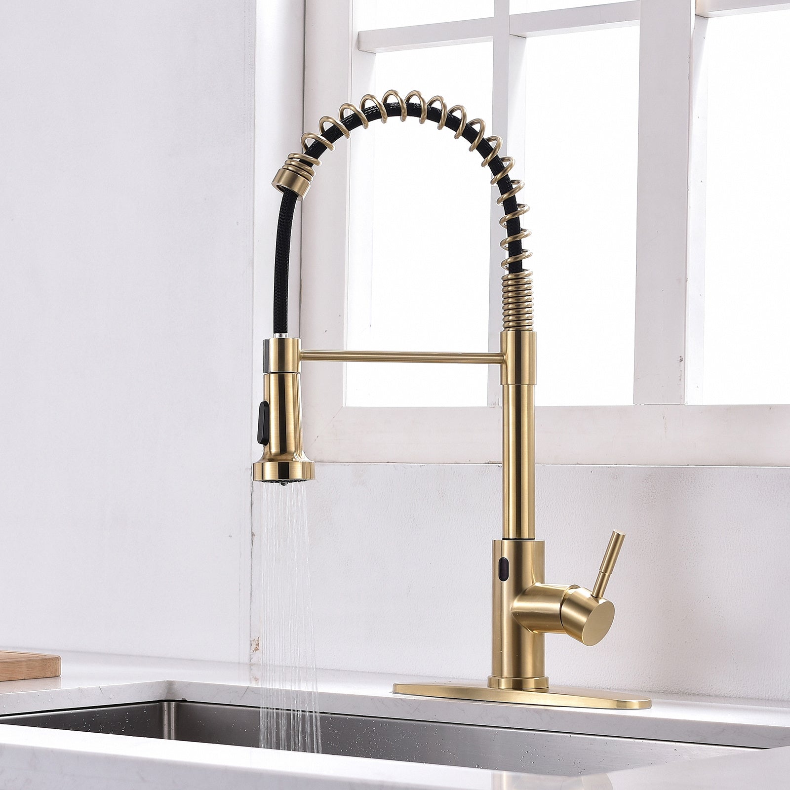 New sensor kitchen faucet Single Handle Pull-Down Sprayer Kitchen Faucet